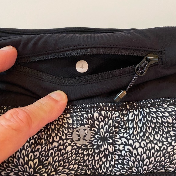 Lululemon Ruffled Tennis Skort Floral - Picture 3 of 6